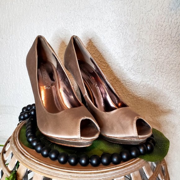 BCBG MAXAZRIA "Brazen" Peep Toe Platform Stiletto heels Champagne/Taupe … - Picture 1 of 16